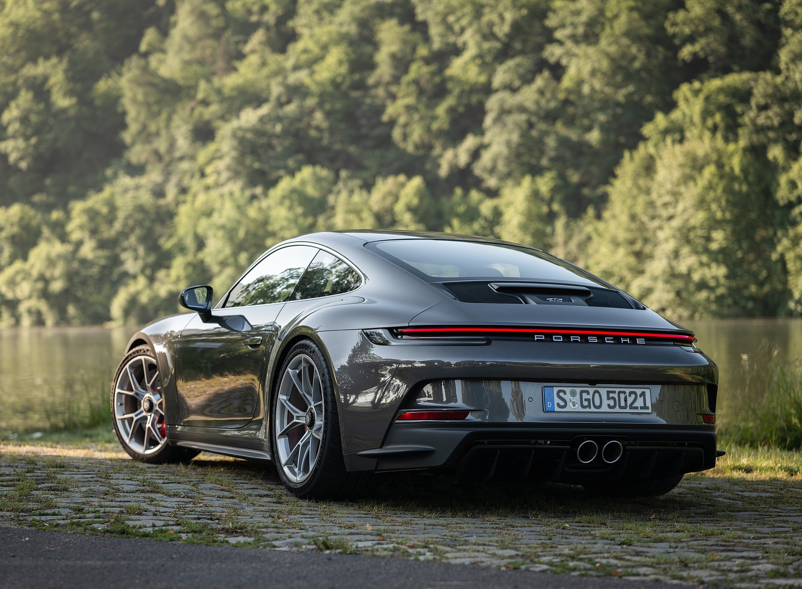 2022 Porsche 911 GT3 with Touring Package (MT; Color: Agate Grey Metallic) Rear Three-Quarter Wallpapers #76 of 117