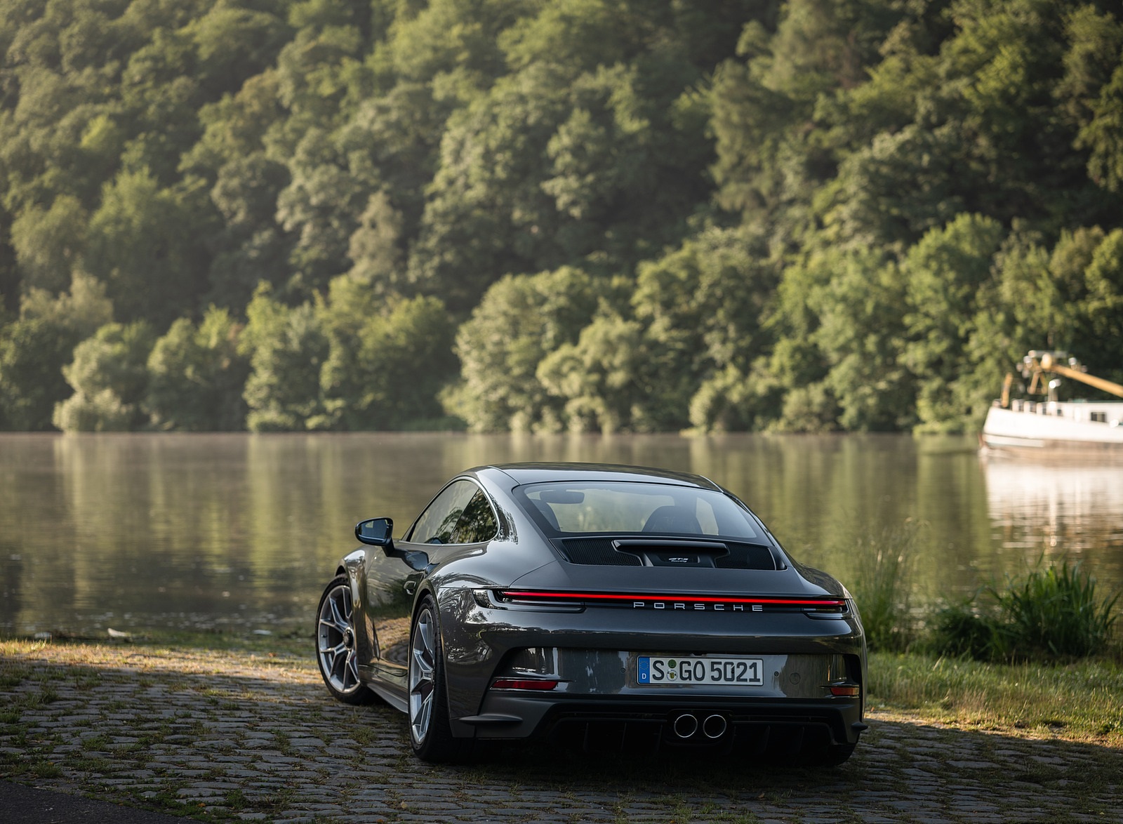 2022 Porsche 911 GT3 with Touring Package (MT; Color: Agate Grey Metallic) Rear Wallpapers #77 of 117