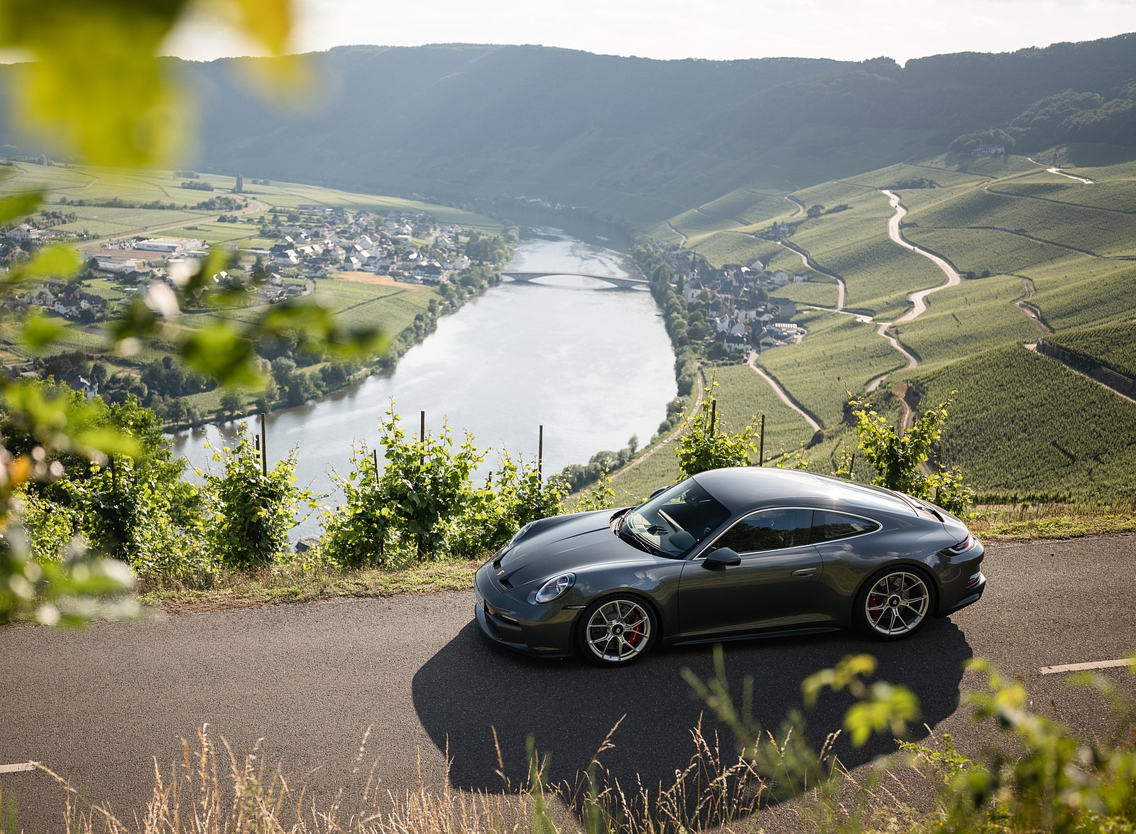 2022 Porsche 911 GT3 with Touring Package (MT; Color: Agate Grey Metallic) Side Wallpapers #71 of 117