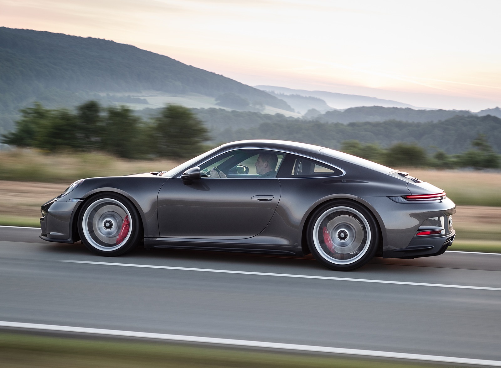 2022 Porsche 911 GT3 with Touring Package (MT; Color: Agate Grey Metallic) Side Wallpapers #67 of 117