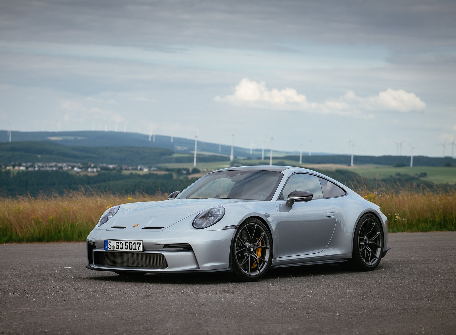 2022 Porsche 911 GT3 with Touring Package (PDK; Color: Dolomite Silver Metallic) Front Three-Quarter Wallpapers #25 of 117