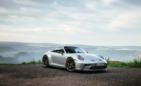 2022 Porsche 911 GT3 with Touring Package (PDK; Color: Dolomite Silver Metallic) Front Three-Quarter Wallpapers 450x275 (22)