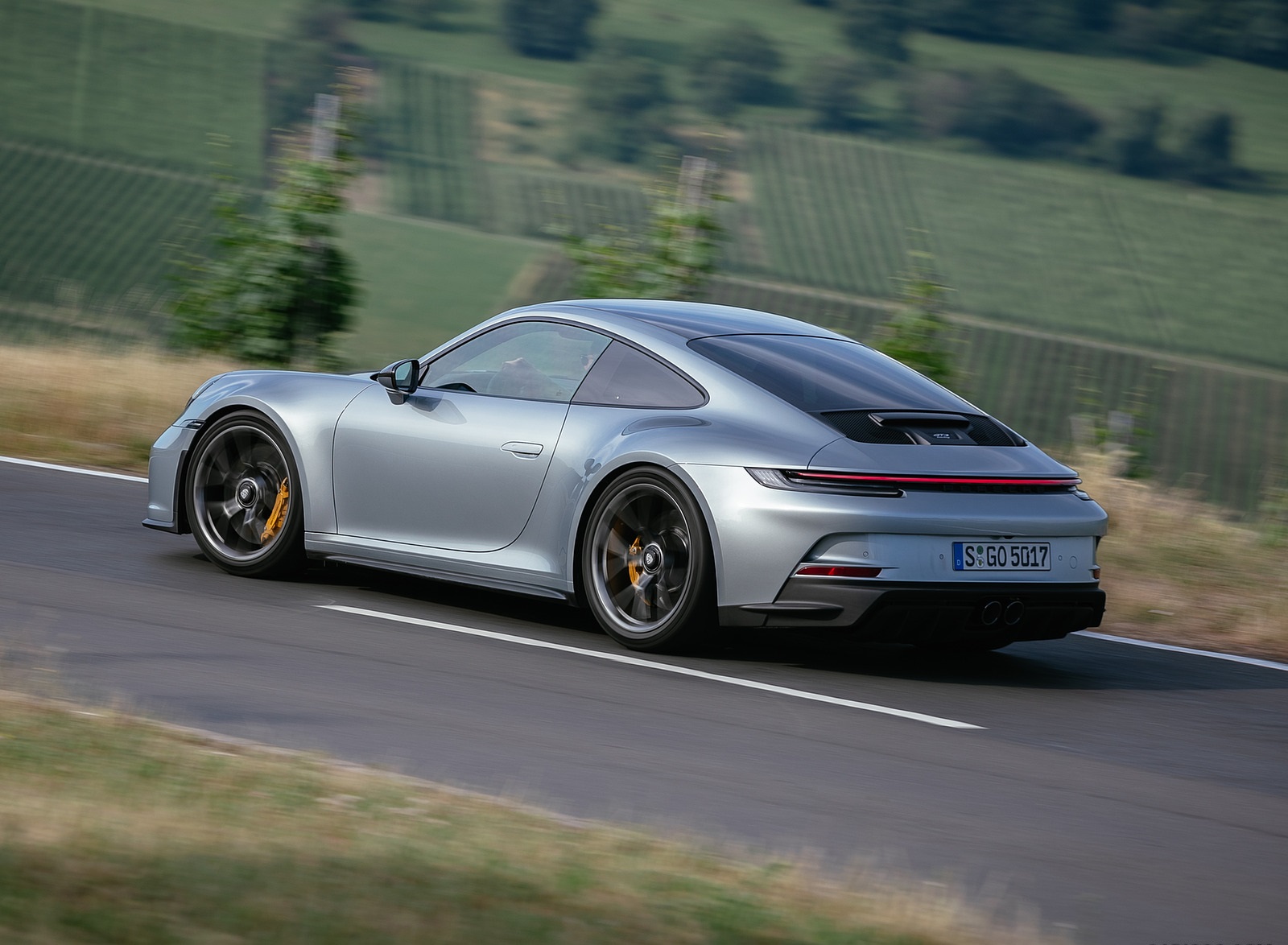 2022 Porsche 911 GT3 with Touring Package (PDK; Color: Dolomite Silver Metallic) Rear Three-Quarter Wallpapers #14 of 117
