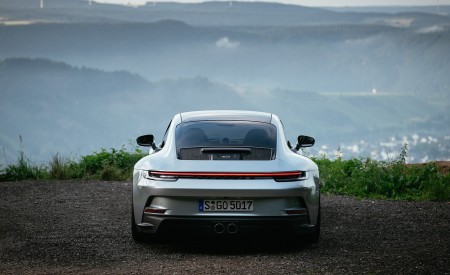 2022 Porsche 911 GT3 with Touring Package (PDK; Color: Dolomite Silver Metallic) Rear Wallpapers 450x275 (27)