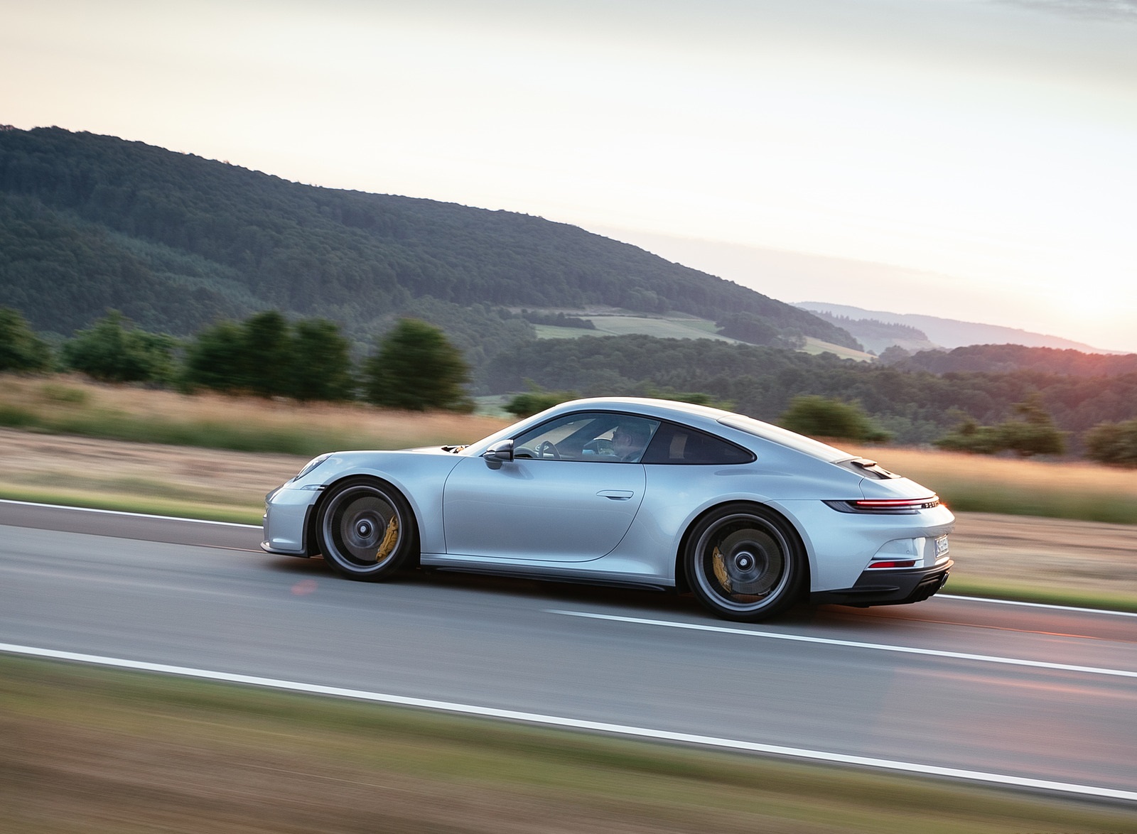 2022 Porsche 911 GT3 with Touring Package (PDK; Color: Dolomite Silver Metallic) Side Wallpapers #17 of 117