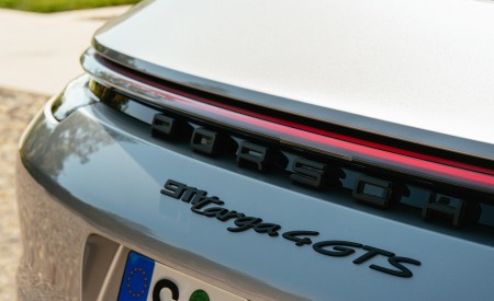 2022 Porsche 911 Targa 4 GTS (Color: GT Silver Metallic) Detail Wallpapers 450x275 (58)