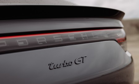 2022 Porsche Cayenne Turbo GT (Color: Arctic Grey) Badge Wallpapers 450x275 (156)