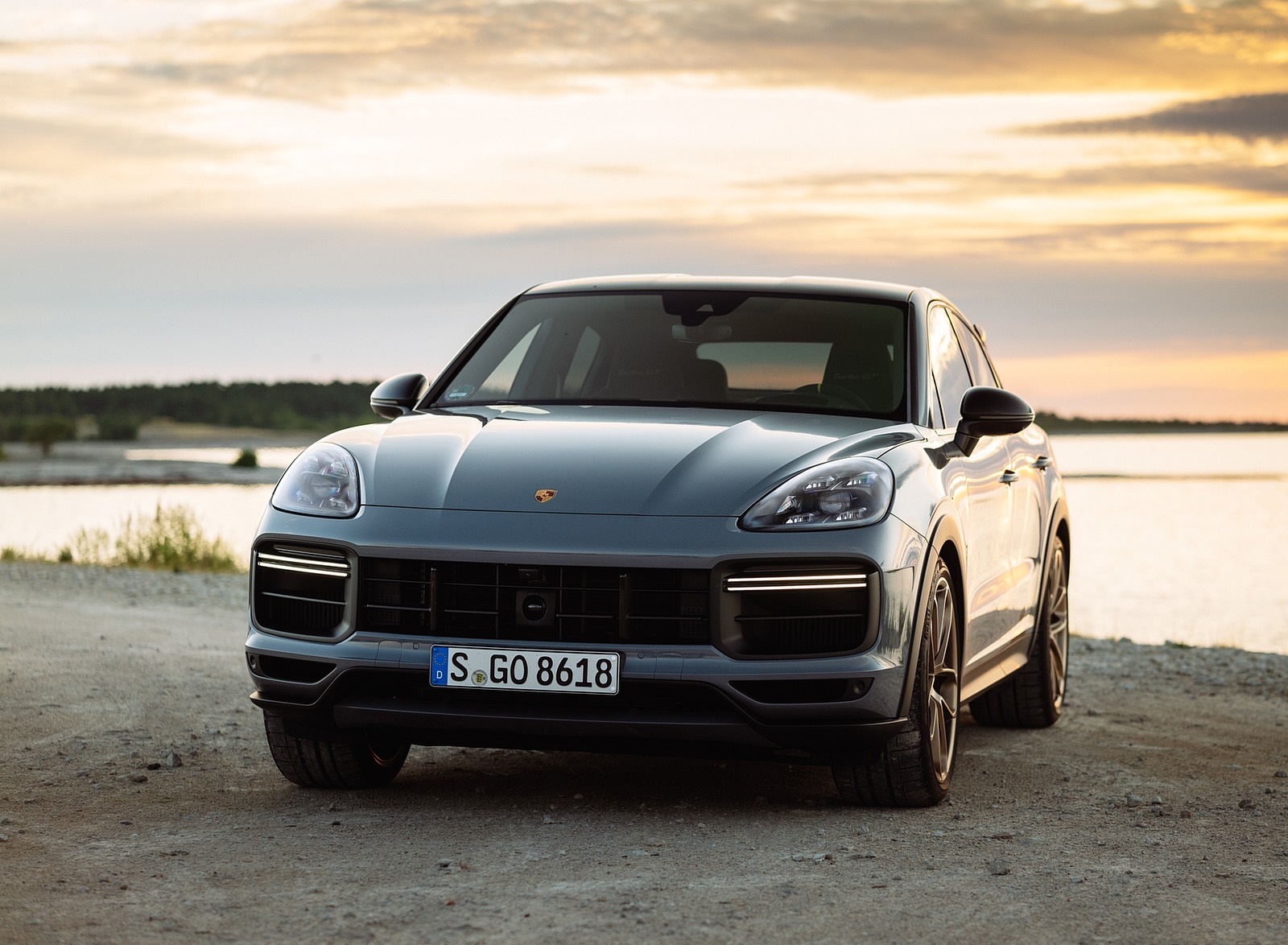 2022 Porsche Cayenne Turbo GT (Color: Arctic Grey) Front Wallpapers #146 of 231
