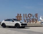 2022 Porsche Cayenne Turbo GT (Color: Crayon) Front Three-Quarter Wallpapers 150x120