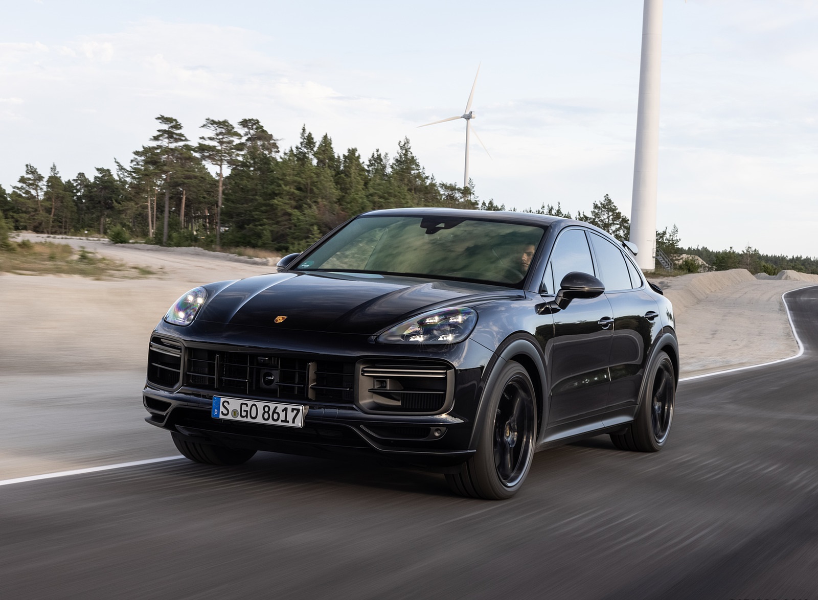 2022 Porsche Cayenne Turbo GT (Color: Jet Black Metallic) Front Wallpapers #13 of 231