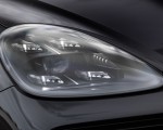 2022 Porsche Cayenne Turbo GT (Color: Jet Black Metallic) Headlight Wallpapers 150x120 (26)
