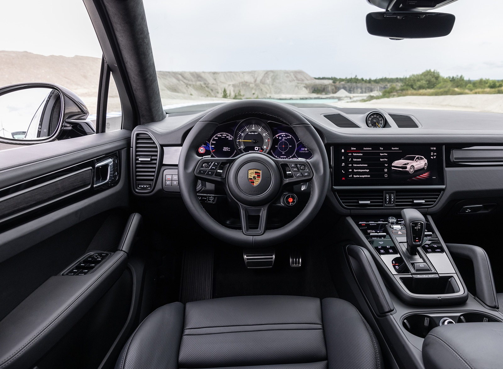 2022 Porsche Cayenne Turbo GT (Color: Jet Black Metallic) Interior Cockpit Wallpapers #36 of 231