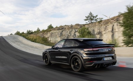 2022 Porsche Cayenne Turbo GT (Color: Jet Black Metallic) Rear Three-Quarter Wallpapers 450x275 (2)