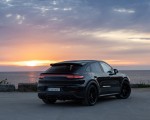 2022 Porsche Cayenne Turbo GT (Color: Jet Black Metallic) Rear Three-Quarter Wallpapers 150x120 (19)