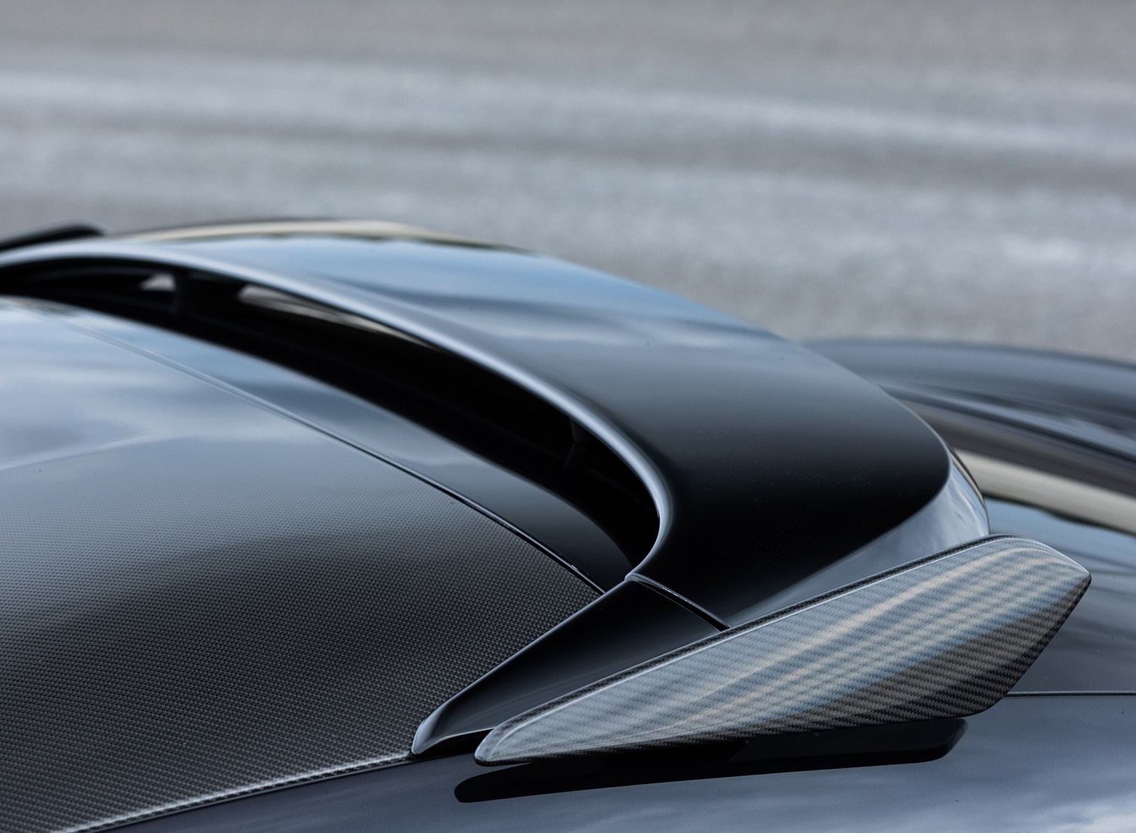 2022 Porsche Cayenne Turbo GT (Color: Jet Black Metallic) Spoiler Wallpapers #27 of 231