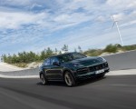 2022 Porsche Cayenne Turbo GT (Color: Porsche Racing Green Metallic) Front Three-Quarter Wallpapers 150x120 (77)