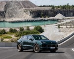 2022 Porsche Cayenne Turbo GT (Color: Porsche Racing Green Metallic) Front Three-Quarter Wallpapers 150x120 (95)