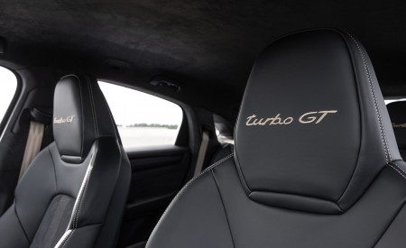 2022 Porsche Cayenne Turbo GT (Color: Porsche Racing Green Metallic) Interior Seats Wallpapers 450x275 (119)