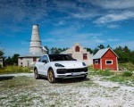 2022 Porsche Cayenne Turbo GT (Color: White) Front Three-Quarter Wallpapers 150x120