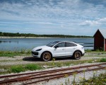 2022 Porsche Cayenne Turbo GT (Color: White) Side Wallpapers 150x120