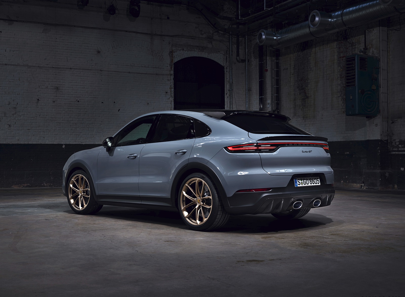 2022 Porsche Cayenne Turbo GT Rear Three-Quarter Wallpapers #221 of 231