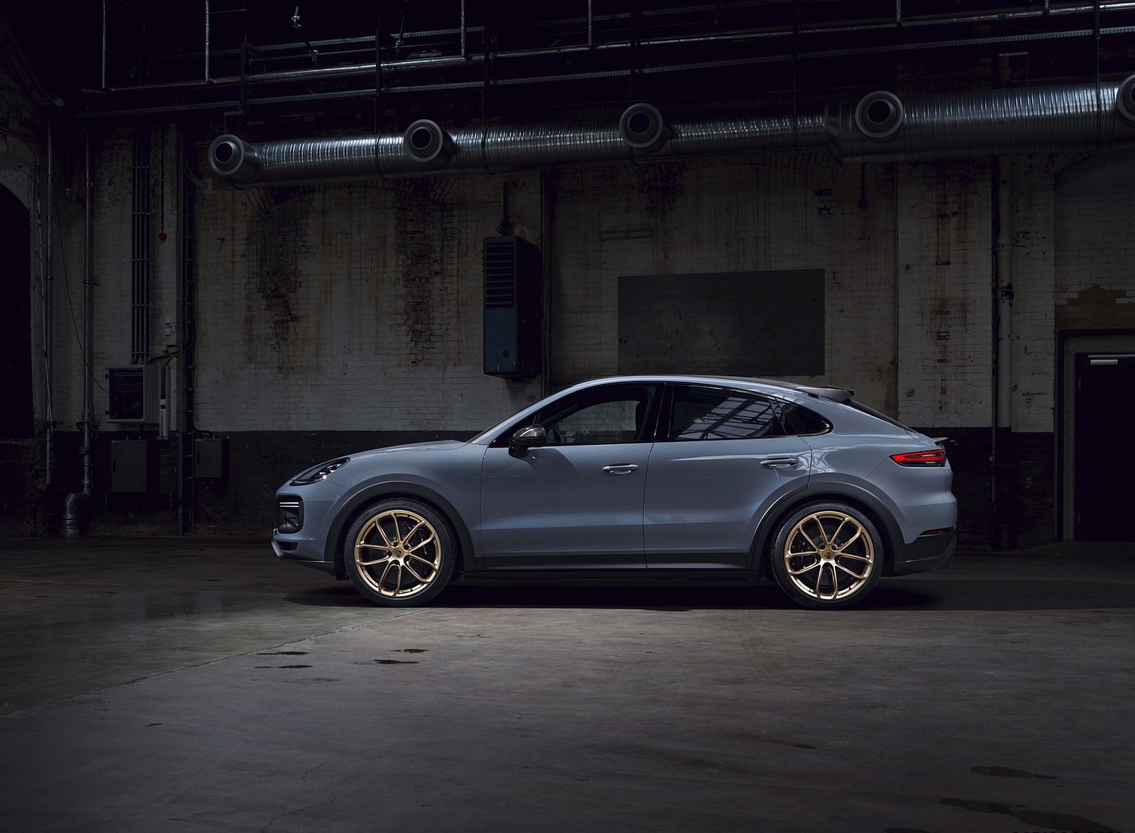 2022 Porsche Cayenne Turbo GT Side Wallpapers #224 of 231