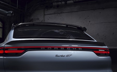 2022 Porsche Cayenne Turbo GT Tail Light Wallpapers 450x275 (226)