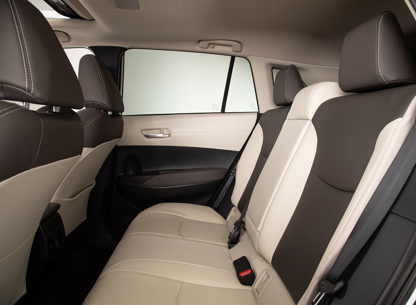 2022 Toyota Corolla Cross Interior Rear Seats Wallpapers #20 of 39