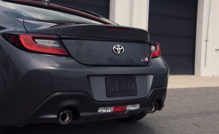 2022 Toyota GR 86 (Color: Pavement Grey) Tail Light Wallpapers 450x275 (192)