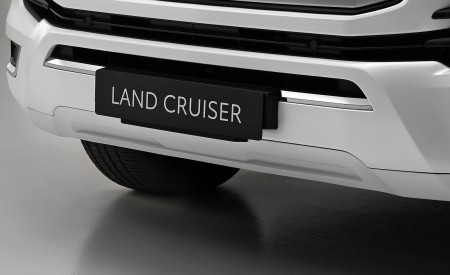 2022 Toyota Land Cruiser 300 Series Detail Wallpapers 450x275 (18)