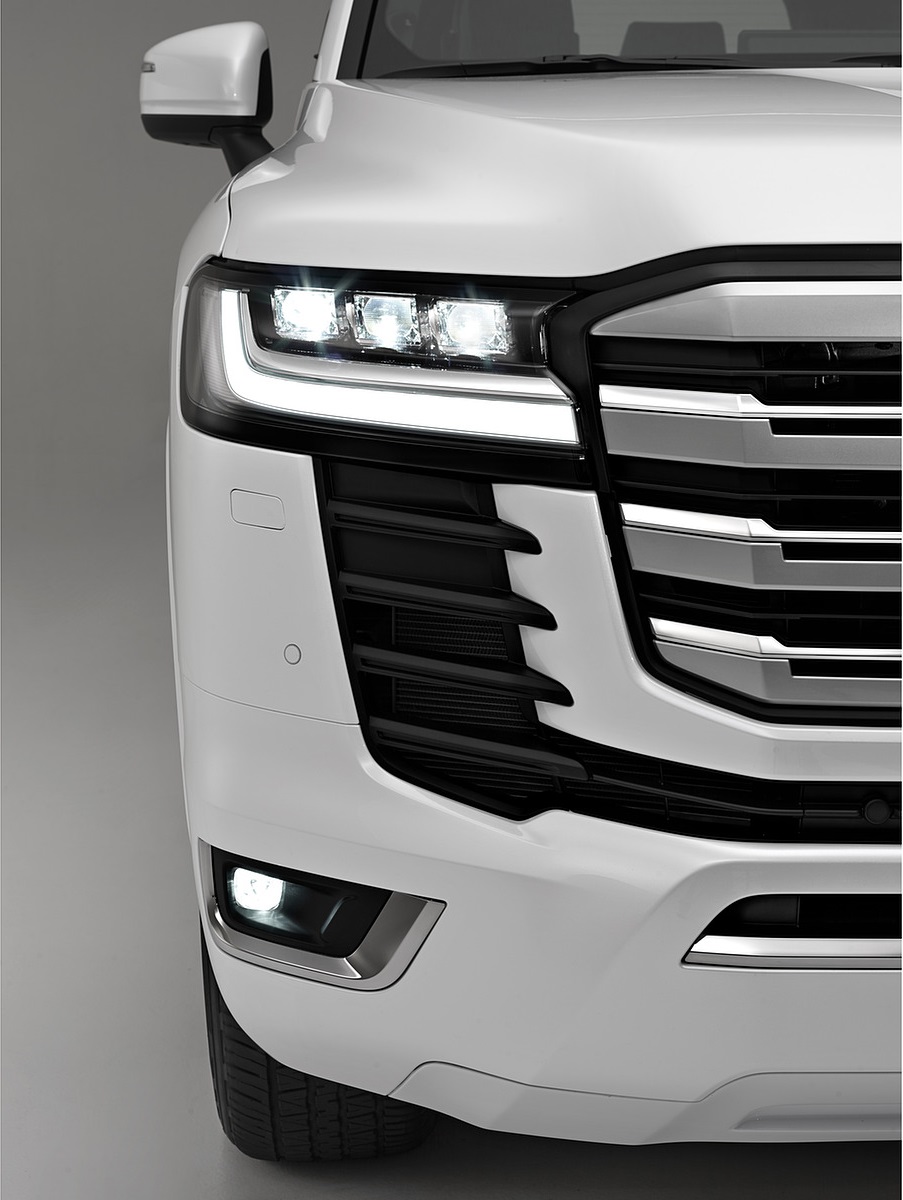 2022 Toyota Land Cruiser 300 Series Headlight Wallpapers #14 of 35