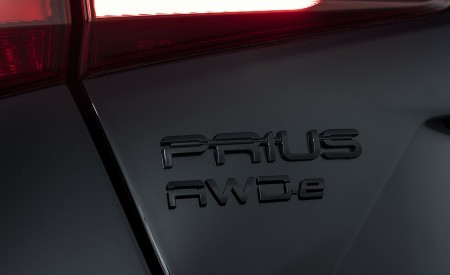 2022 Toyota Prius Nightshade Edition Badge Wallpapers 450x275 (16)