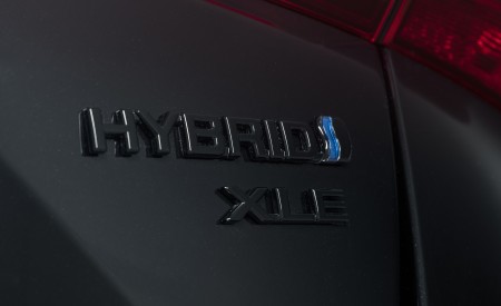 2022 Toyota Prius Nightshade Edition Badge Wallpapers 450x275 (13)