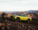 2022 Toyota Tacoma TRD Pro Front Three-Quarter Wallpapers 150x120 (3)