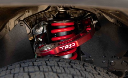 2022 Toyota Tacoma TRD Pro Suspension Wallpapers 450x275 (7)