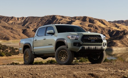 2022 Toyota Tacoma Trail Edition 4x4 Front Three-Quarter Wallpapers 450x275 (3)