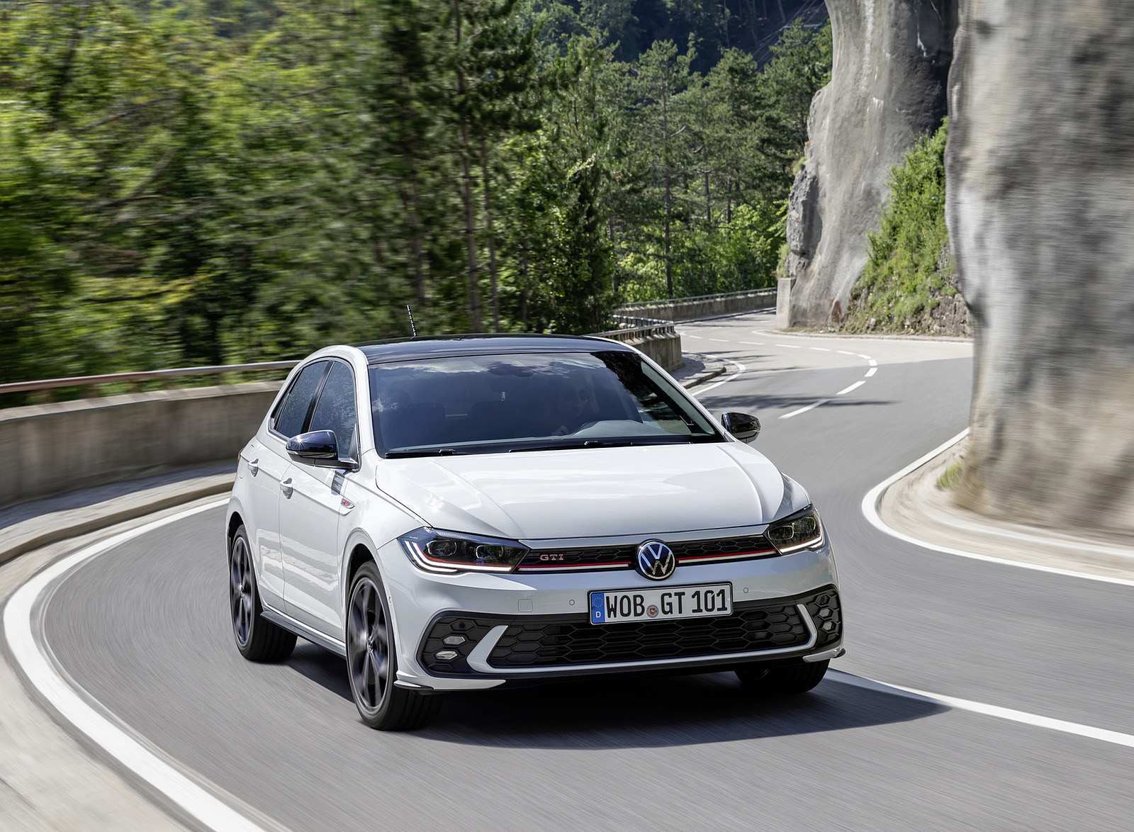 2022 Volkswagen Polo GTI Front Wallpapers (1)