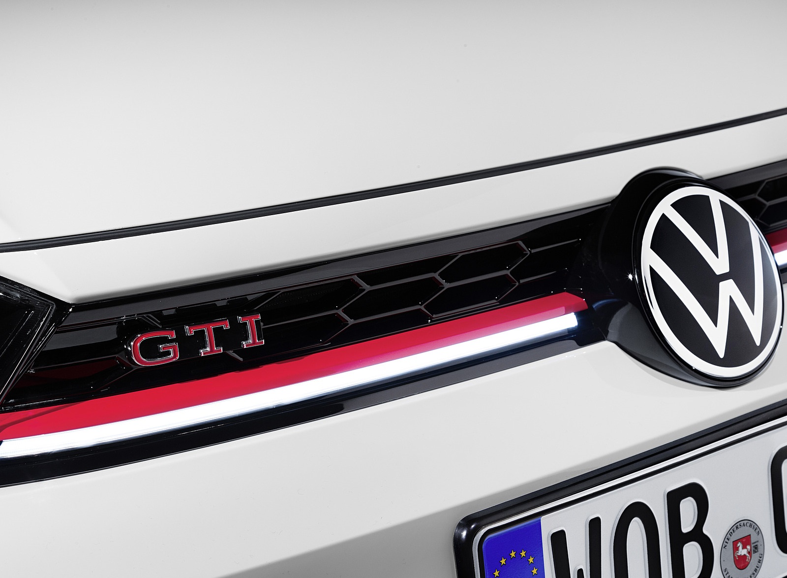 2022 Volkswagen Polo GTI Grill Wallpapers #30 of 39