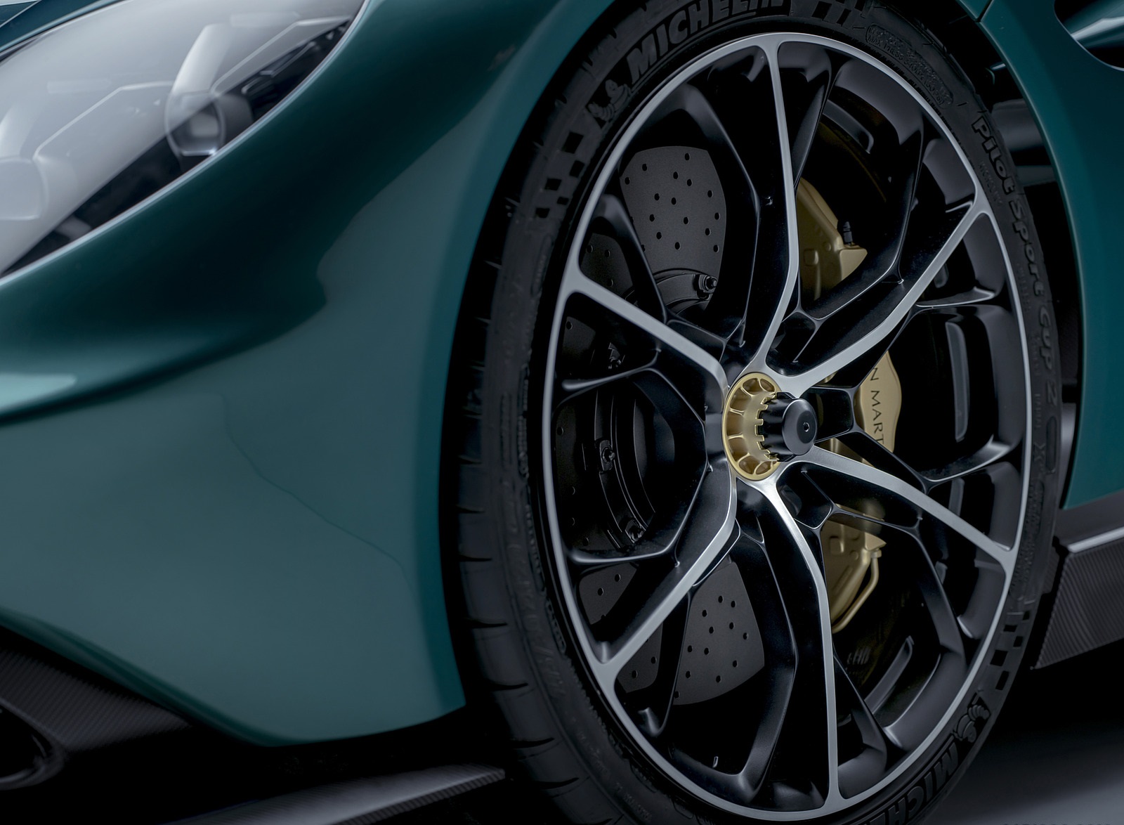 2021 Aston Martin Valhalla Wheel Wallpapers (9)