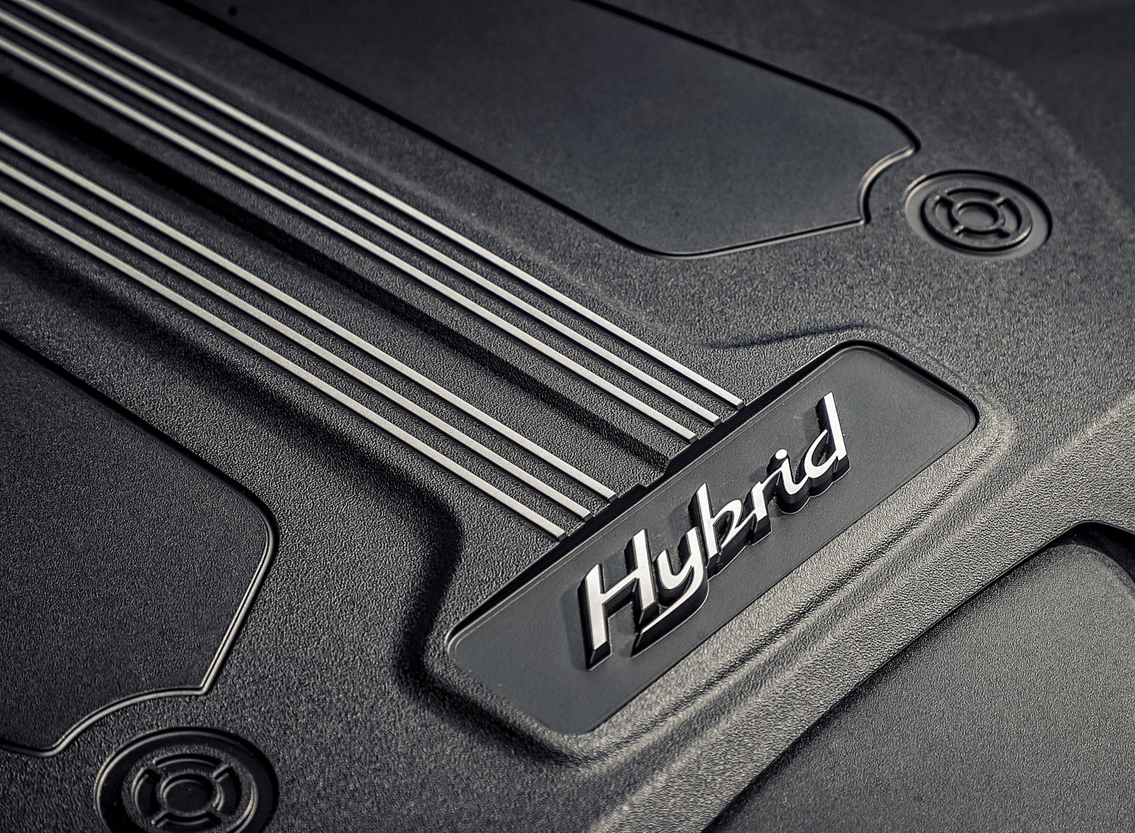 2021 Bentley Bentayga Plug-In Hybrid (Color: Viridian) Engine Wallpapers #40 of 68