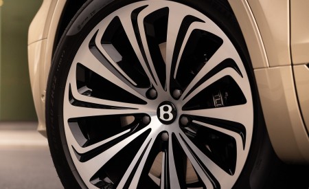 2021 Bentley Bentayga Plug-In Hybrid Wheel Wallpapers 450x275 (63)