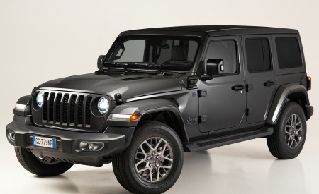 2021 Jeep Wrangler 4xe (Euro-Spec; Plug-In Hybrid) Front Three-Quarter Wallpapers 450x275 (49)