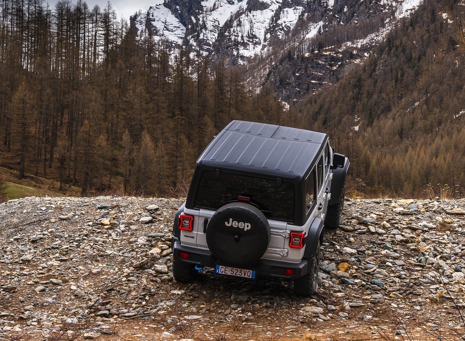 2021 Jeep Wrangler 4xe (Euro-Spec; Plug-In Hybrid) Off-Road Wallpapers #25 of 52
