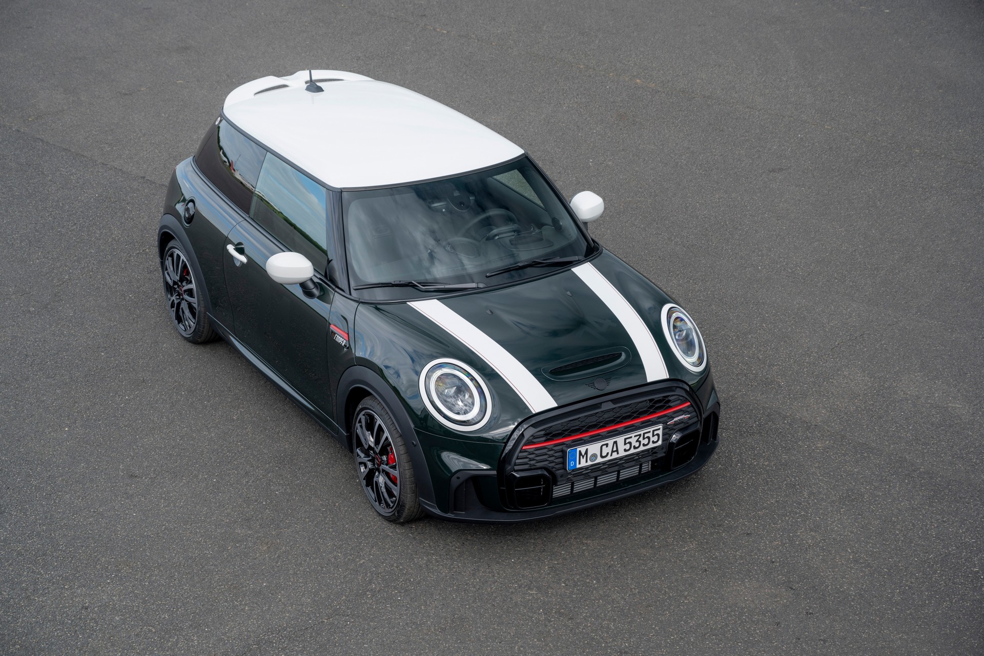 2021 Mini JCW Anniversary Edition Front Three-Quarter Wallpapers (2)