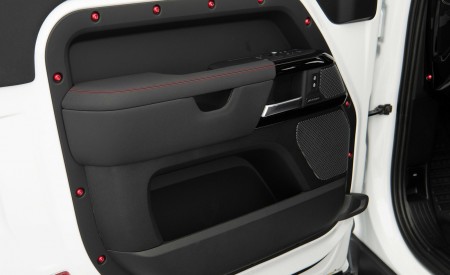 2021 STARTECH Land Rover Defender 90 Interior Detail Wallpapers 450x275 (74)