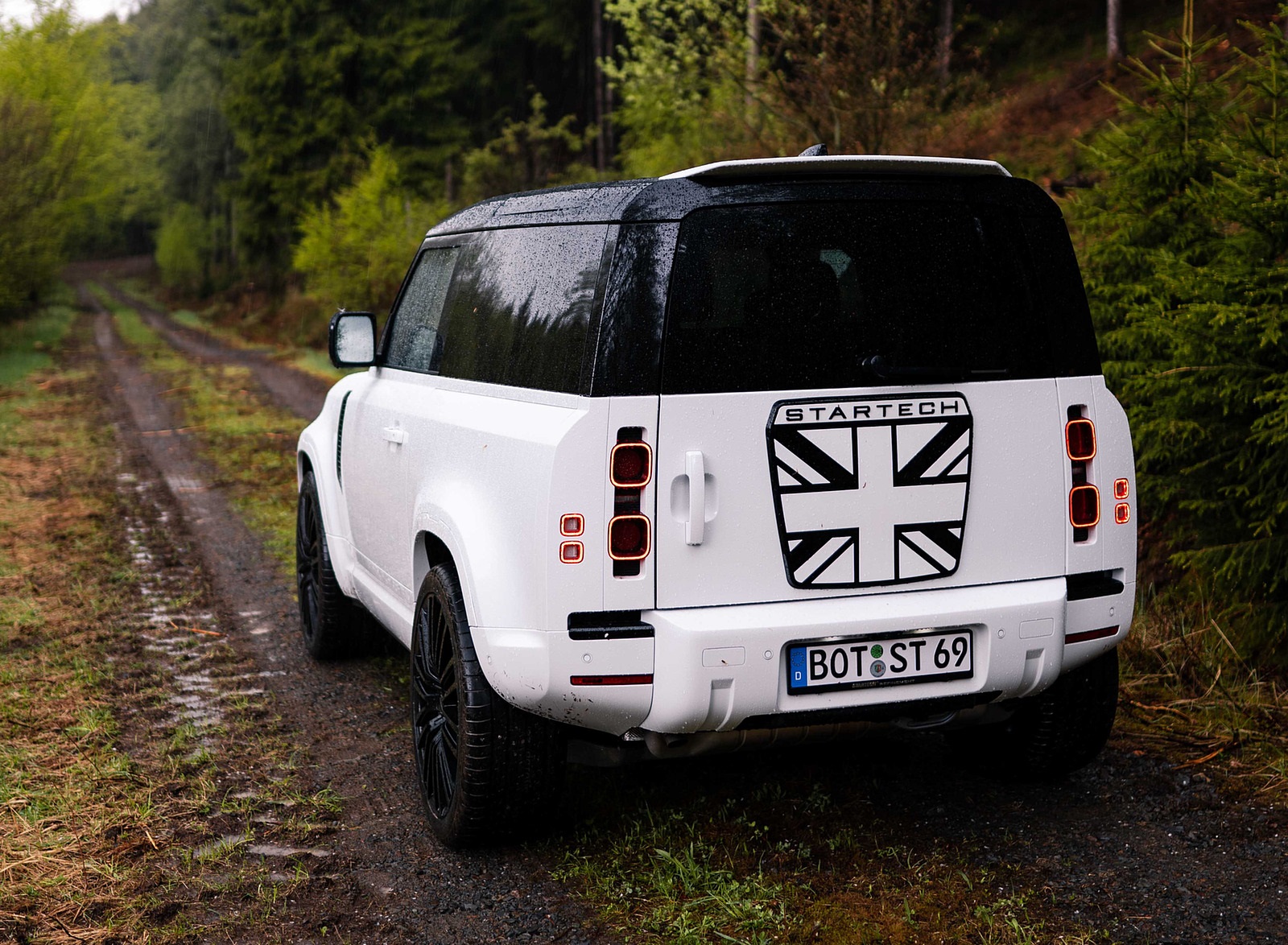 2021 STARTECH Land Rover Defender 90 Rear Wallpapers #27 of 74
