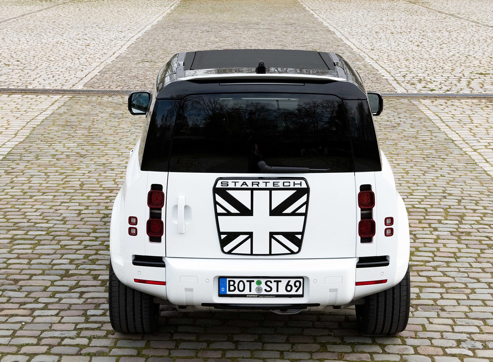 2021 STARTECH Land Rover Defender 90 Rear Wallpapers #37 of 74