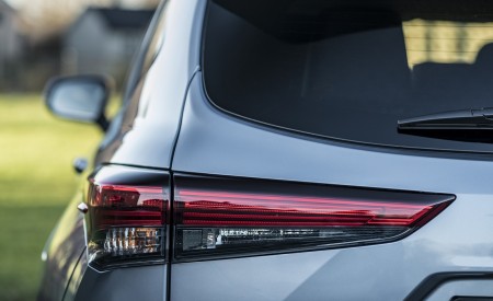 2021 Toyota Highlander Hybrid (Euro-Spec) Tail Light Wallpapers 450x275 (75)
