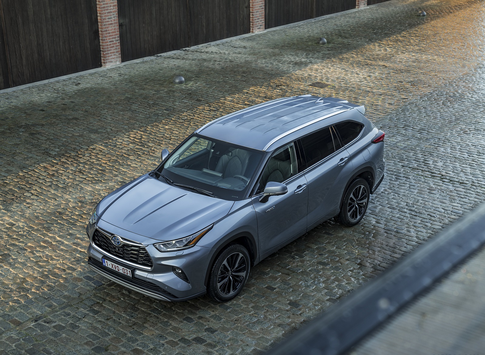 Toyota Highlander Hybrid 2021