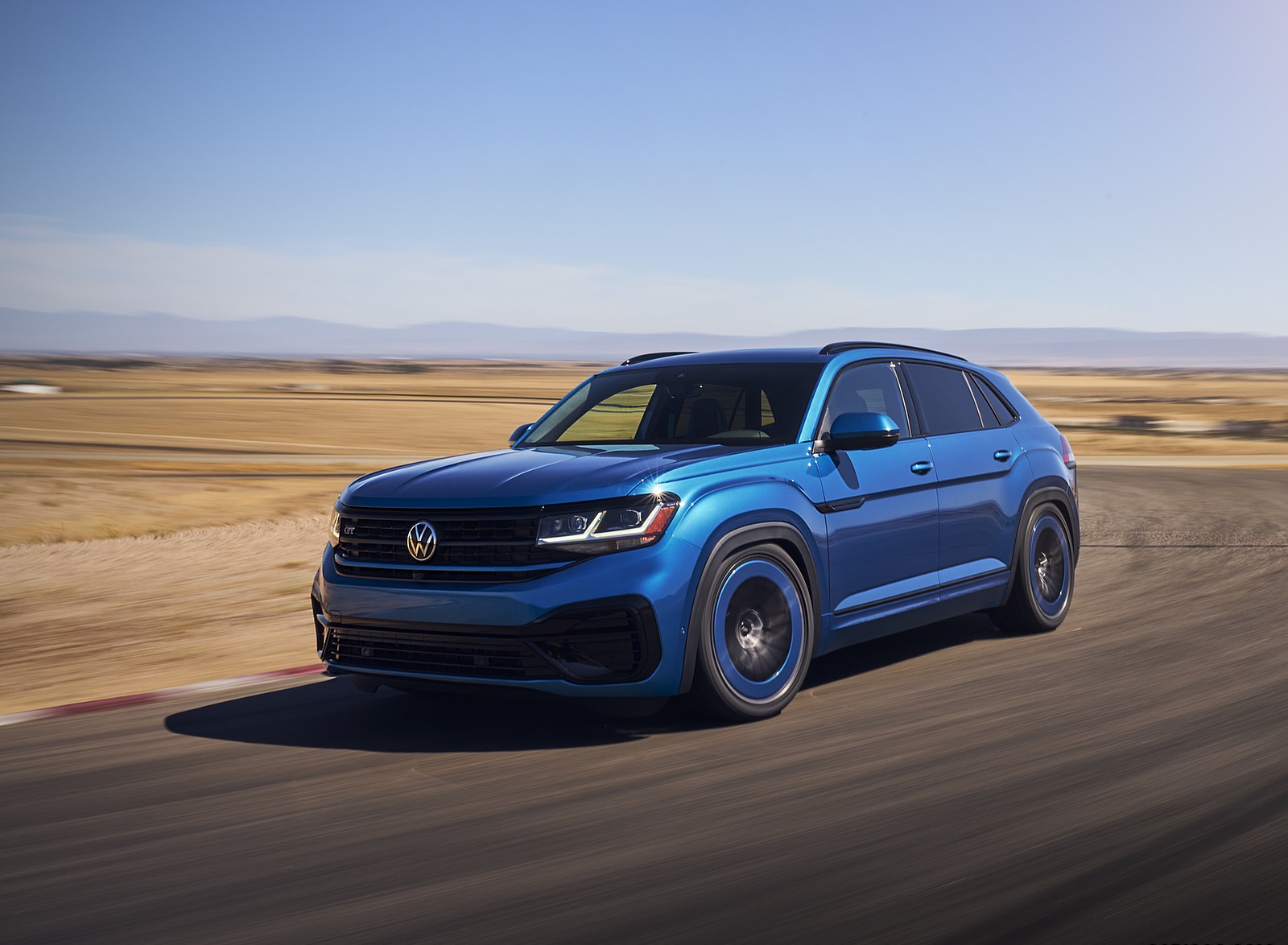 2021 Volkswagen Atlas Cross Sport GT Concept Front Three-Quarter Wallpapers (2)